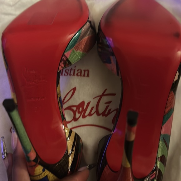 Christian Louboutin Iriza Pump - Picture 7 of 8